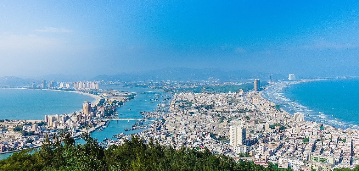 【包团定制】<惠州两日游>海世界、鸿景海岸度假酒店、海景房、皮划艇或浮潜、烧烤大餐、双月湾、天后宫岭南文化街、沙滩运动会二天