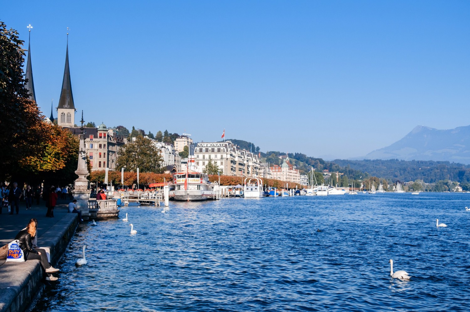 春节优选【澳大利亚】尖峰石阵+粉红湖+曼哲拉+玛格丽特河酒庄+出海抓龙虾+海豚奇遇 + 滑沙品酒 9 日纯玩游 广州出境 全国联运